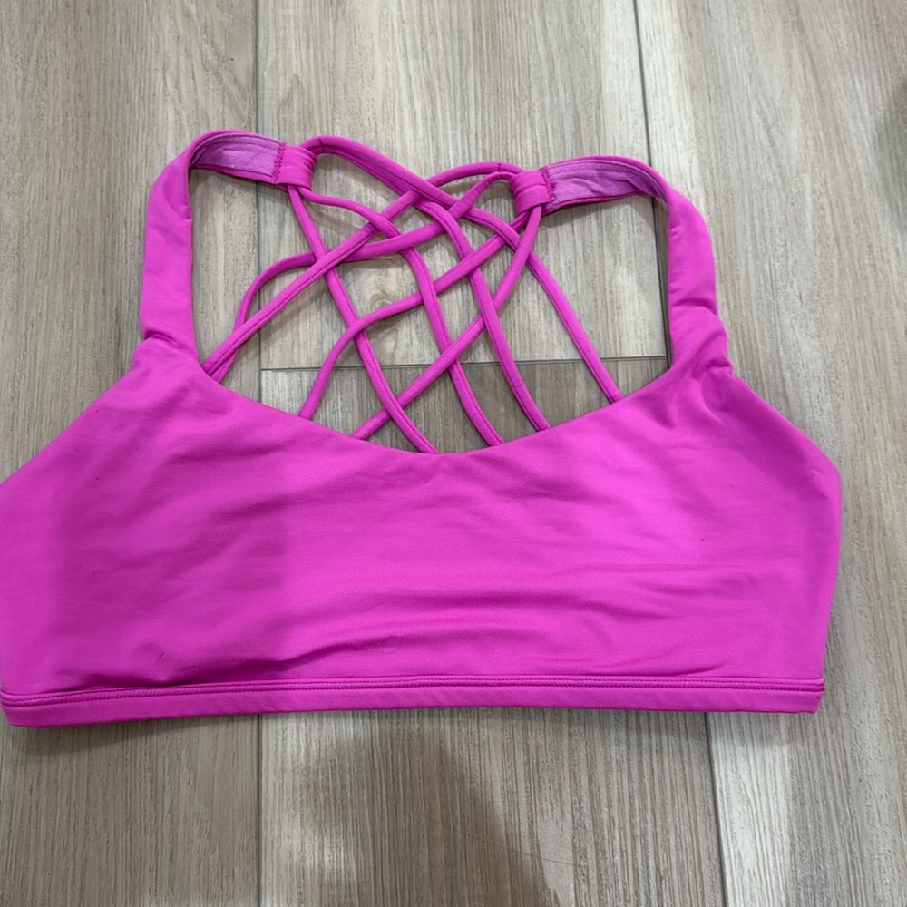 Lululemon 🍋 Free To Be Wild bra